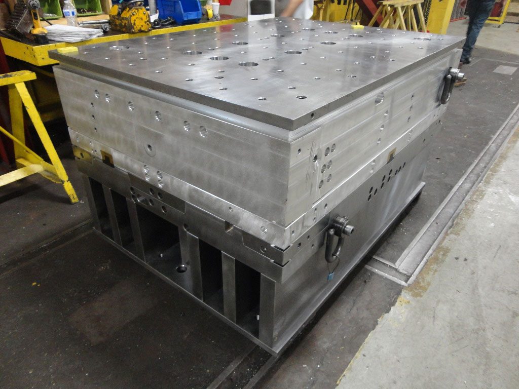 large tub mold assembled