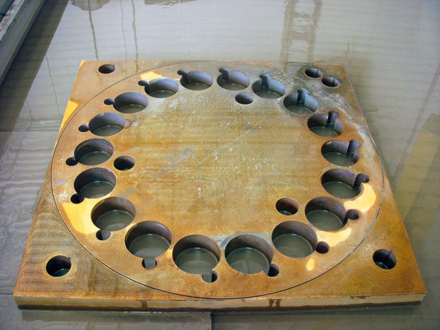 waterjet for round mold base